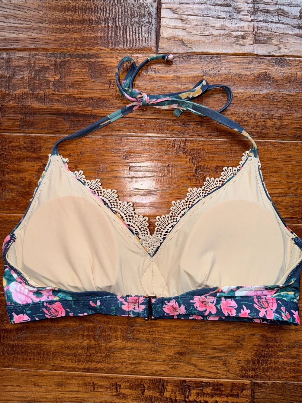 Allihop Floral Lace-Trim Bikini Top – Medium